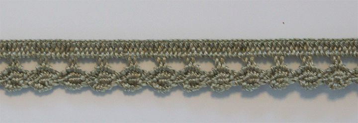Broderie Lace Sage Green (10mm) - 25 meter